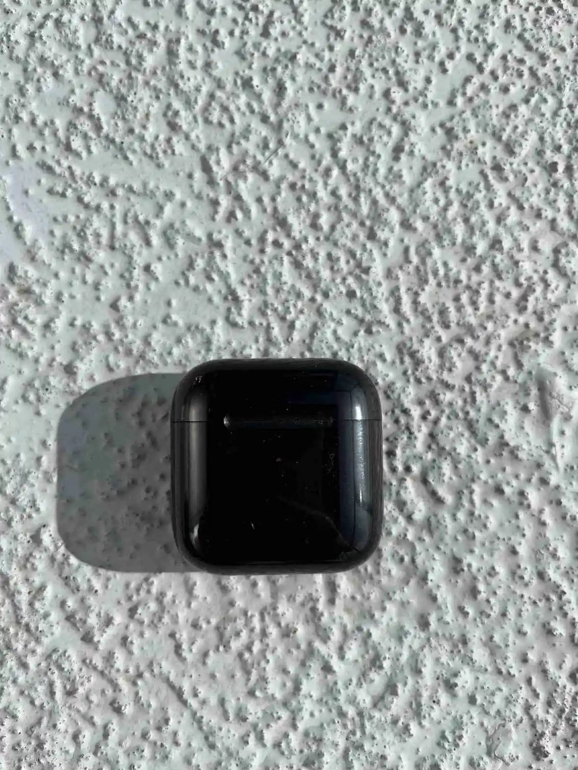 Earphones black on the front side.